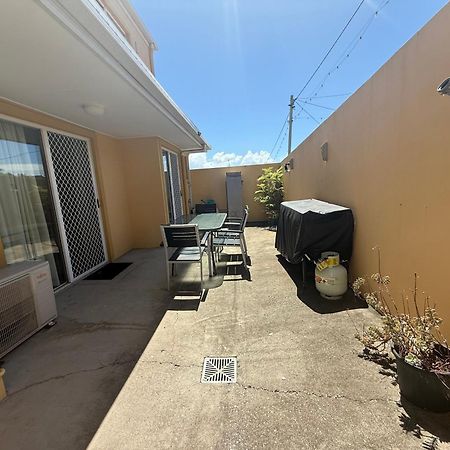 Harbour Sails Motor Inn Gladstone Extérieur photo